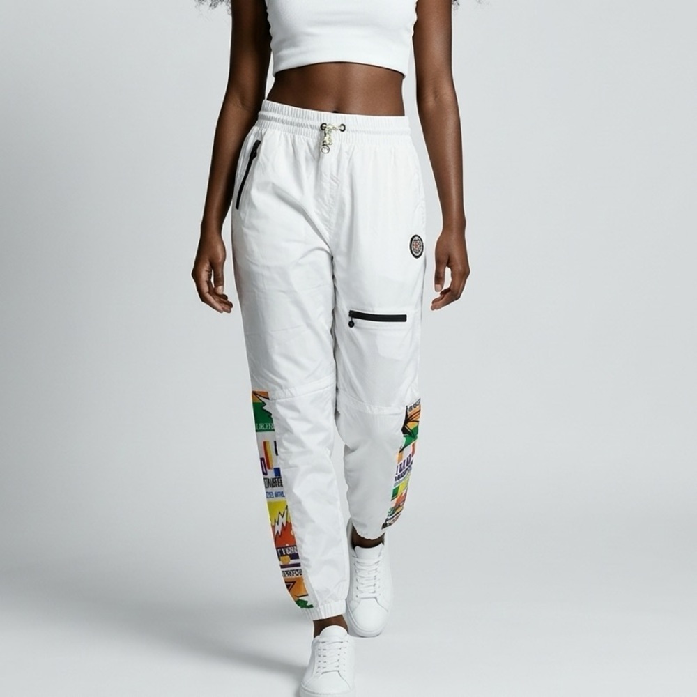 NWT Born Fly Men’s White Joggers With Patches Respected - Size XL
